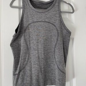 Swiftly Tech Tank Relaxed Fit